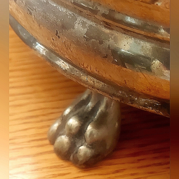 Peerage Footed Flower Pot - Picture 2 of 4